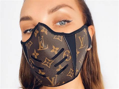 mascherine covid gucci prezzo|Kering to Provide 3 Million Surgical Masks to France, Gucci .